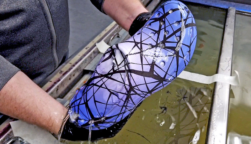 10 Steps To Customize Crocs With Hydrokon