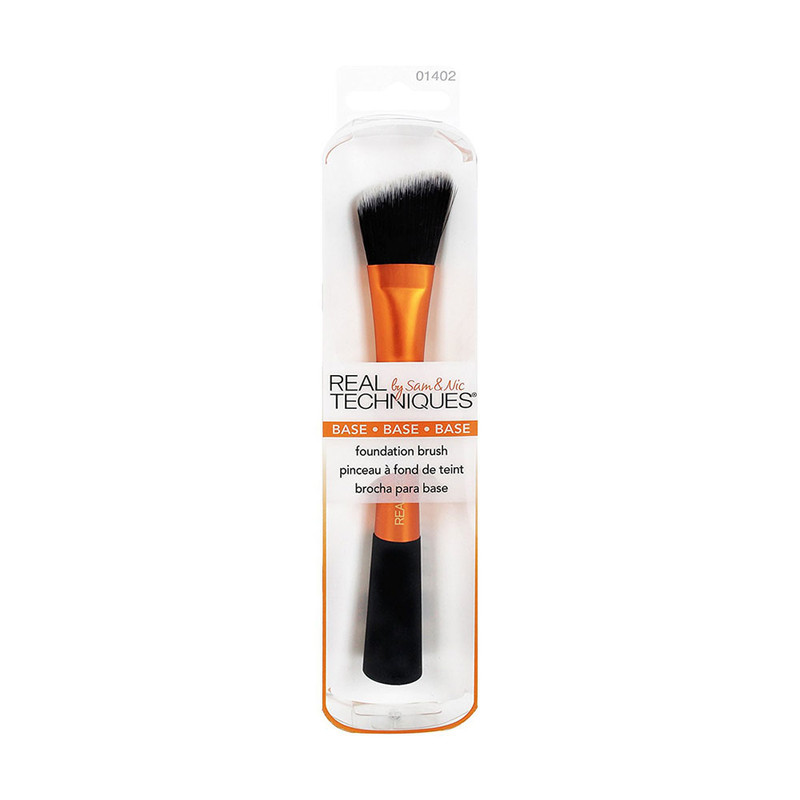 Real Techniques Foundation Brush