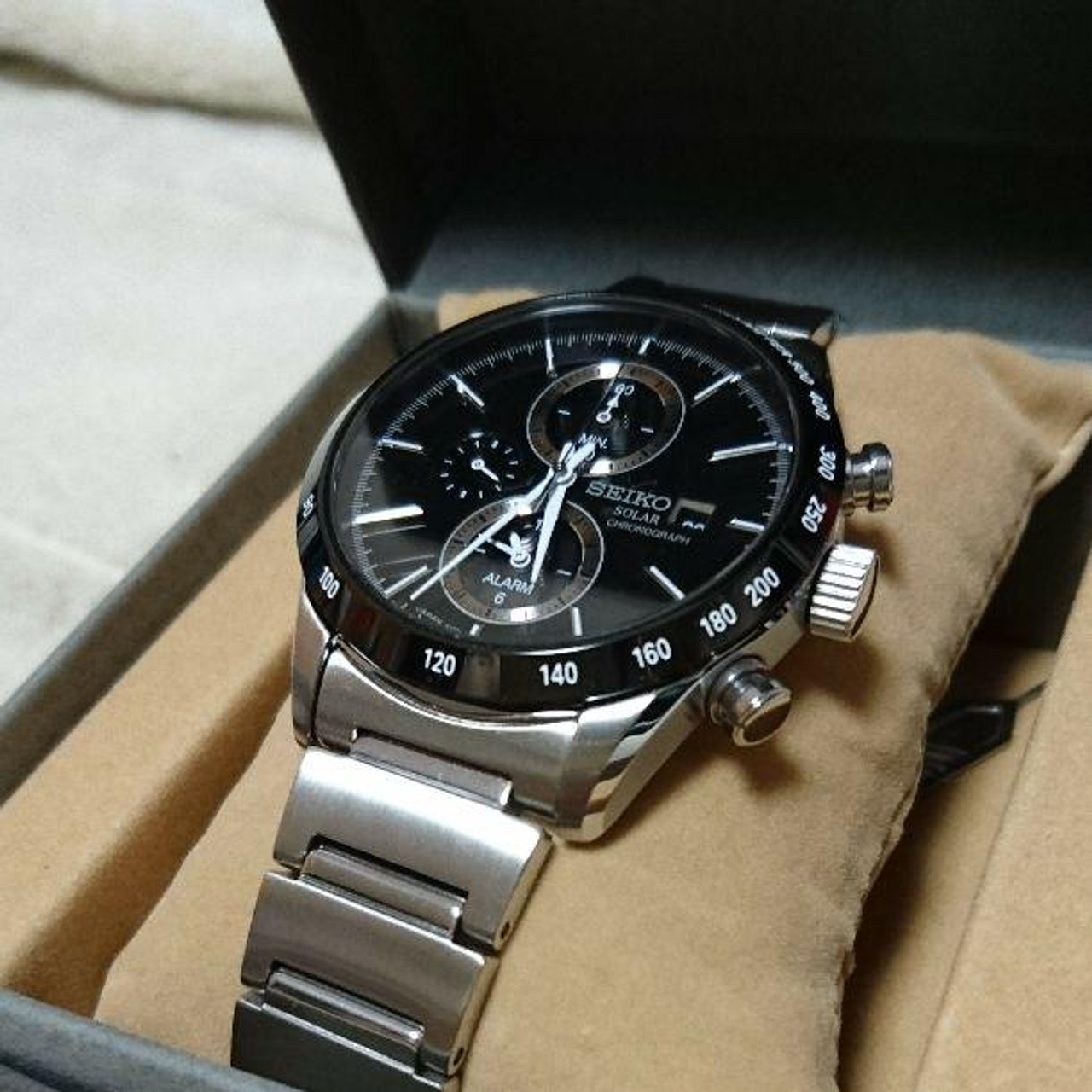 Seiko Chronograph SBPY119 Date Black Solar Mens Watch Authentic