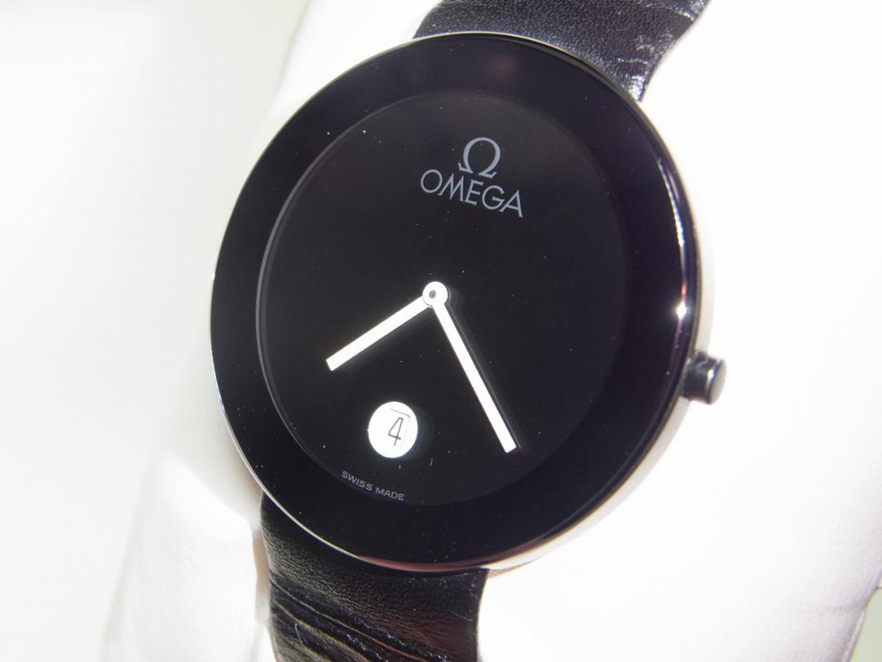 Omega Limited Edition Stainless Steel Ceramic Date Quartz Mens