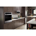 Whirlpool® Four à micro-ondes à hotte intégrée à profil bas - 900 watts - 1.1 pi cu YWML55011HS