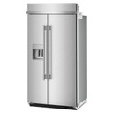 Kitchenaid® Réfrigérateur côte à côte encastré avec distributeur d’eau et de glaçons extérieur et remplissage mesuré - 42 po - 25.1 pi cu KBSD742SPS