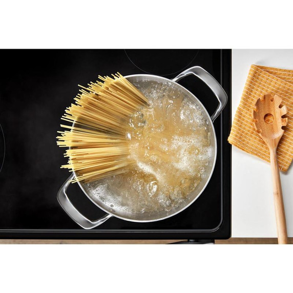 Whirlpool® Cuisinière électrique avec nettoyage à la vapeur de 30 po YWFES3330RW