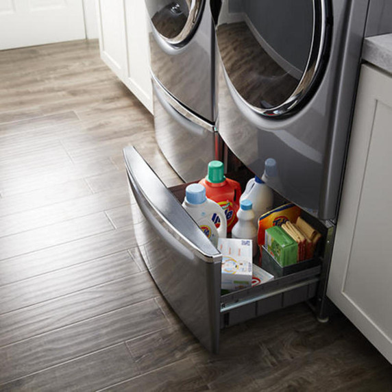 Maytag® Piédestal avec poignée chromée et tiroir de rangement - 15.5 po (39.37 cm) XHPC155YC