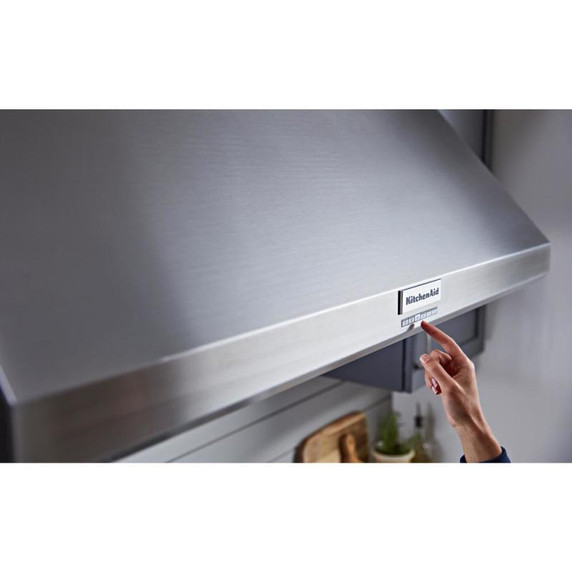 Kitchenaid® Hotte de cuisinière murale de style commercial à classe de moteur de 585 ou 1170 pi cu/min - 48 po KVWC908KSS