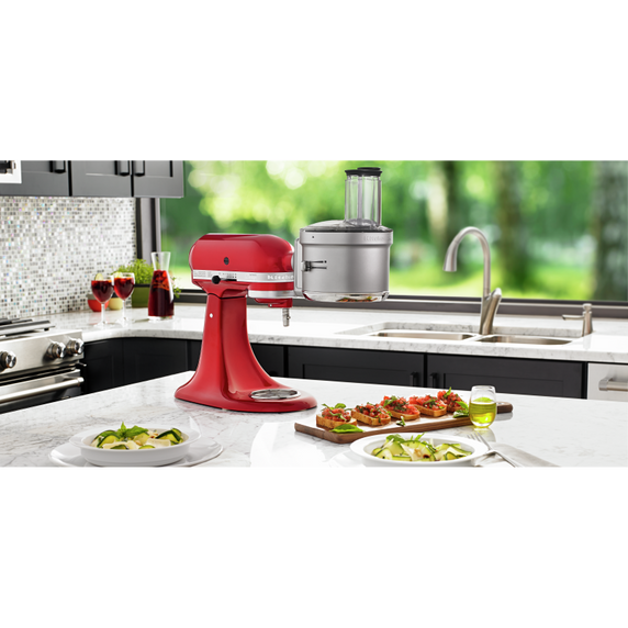 Accessoire robot culinaire avec ensemble de tranchage en dés de style commercial. KitchenAid® KSM2FPA