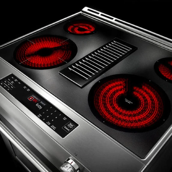 Kitchenaid® Cuisinière électrique à commandes frontales à convection avec 4 éléments - 30 po KSEG950ESS