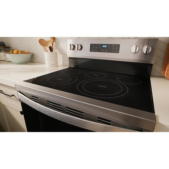 Whirlpool® Cuisinière électrique Energy Star avec cuisson à air, friture à air sans préchauffage et nettoyage automatique - 30 po YWFES5030RZ