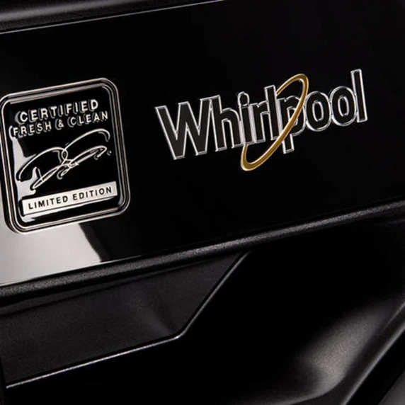 Whirlpool® Laveuse à chargement frontal intelligente certifiée ENERGY STAR® avec système de ventilation FreshFlow™ et technologie de lavage intelligent de 5.8 pi cu C.E.I. WFW6720RU