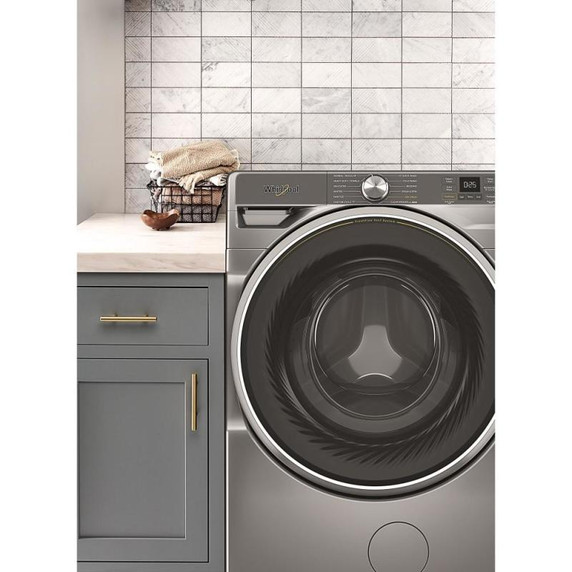Whirlpool® Laveuse à chargement frontal intelligente certifiée ENERGY STAR® avec système de ventilation FreshFlow™ et technologie de lavage intelligent de 5.8 pi cu C.E.I. WFW6720RR