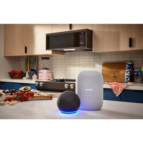 Kitchenaid® Four à micro-ondes à hotte intégrée à profil bas intelligent avec ventilateur double YKMML550RBS