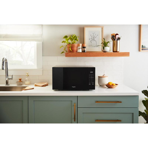 Whirlpool® Four à micro-ondes à cuisson par détection de 1.6 pi cu YWMCS7022SB