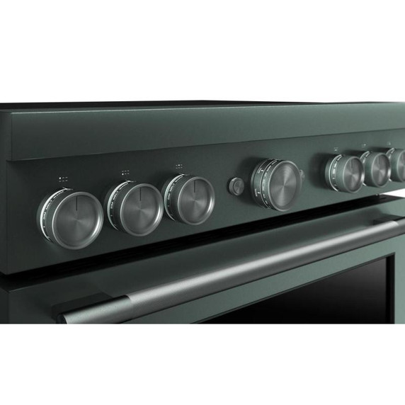 Cuisinière à induction non encastrée de style commercial à 6 éléments avec friture à air KitchenAid® de 36 po KFIS936SJP