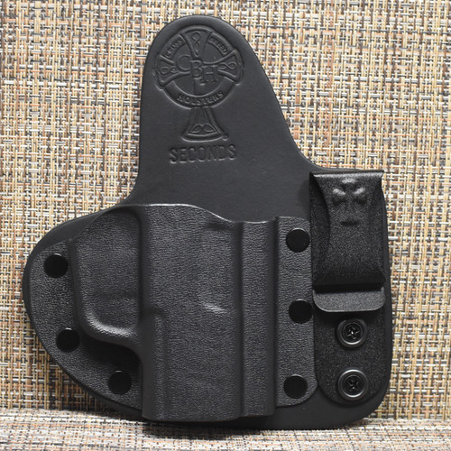 22352 CrossBreed® Mini Appendix Carry . SIG P365 / P365XL . Right Hand . Black Cow . Optic Cut