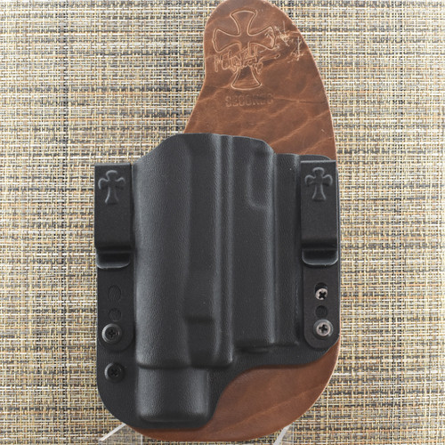 22482 CrossBreed® LDS 2.0 for GLOCK 19 with STREAMLIGHT TLR-1/SUREFIRE X300 .  Right Hand . Founders Leather . Optic Cut