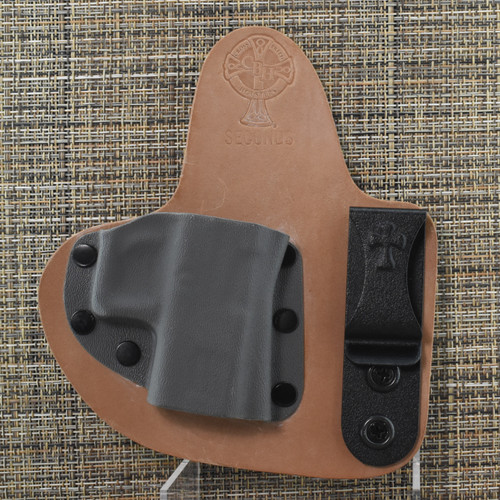 22724 CrossBreed® Mini Appendix Carry for DIAMONDBACK DB 380. Right Hand . Horse. Sniper Gray Pocket