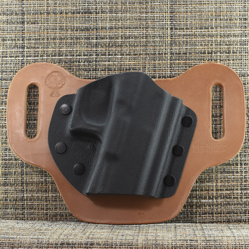 23083 CrossBreed® OWB Carry Package for GLOCK 17/19 . Right Hand . Horse