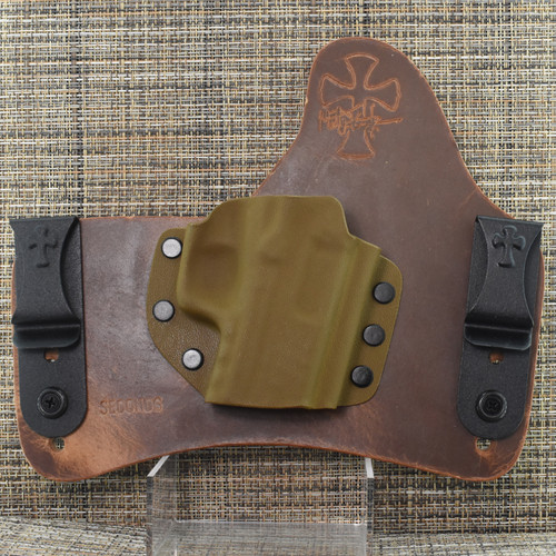 23166 CrossBreed® SuperTuck for HK VP 9CC . Right Hand . Founders Leather . Combat and Optic Cut . Coyote Tan Pocket