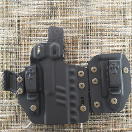 23382 CrossBreed® Rogue System for SPRINGFIELD HELLCAT PRO . Right Hand . Optic Cut . FDE Hardware