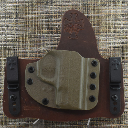 23470 CrossBreed® Hybrid ST2 for SMITH & WESSON SHIELD / SHIELD PLUS 9/40 . Right Hand . Founders Leather . Flat Dark Earth Pocket . Optic Cut