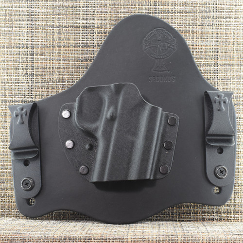 23613 CrossBreed® SuperTuck for 1911 NO RAIL . Right Hand . Black Cow . Optic Cut