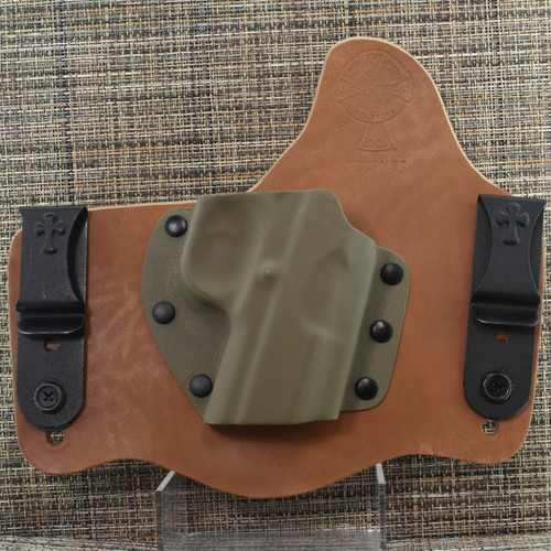 23715 CrossBreed® SuperTuck for 1911 NO RAIL . Right Hand . Horse . Flat Dark Earth Pocket . Optic Cut