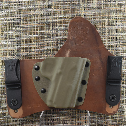 23816 CrossBreed® SuperTuck for 1911 3" NO RAIL . Right Hand . Founders Leather . Combat Cut . Flat Dark Earth Pocket