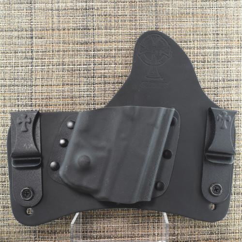 23870 CrossBreed® SuperTuck for GLOCK 43 / 43x / 48 with CRIMSON TRACE LASERGUARD PRO LL-803 Red / LL-803G Green LASER . Right Hand . Black Cow . Combat Cut