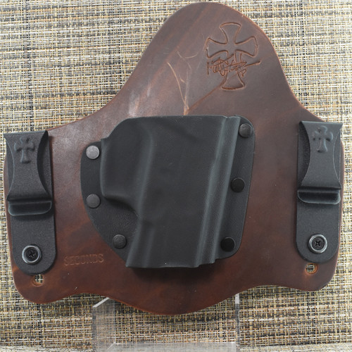 23910 CrossBreed® SuperTuck for TAURUS G3 / G3C . Right Hand . Founders Leather