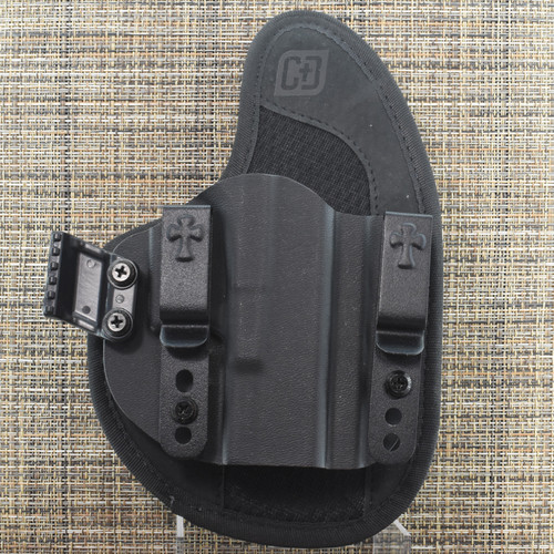 23994 CrossBreed® Reckoning for GLOCK 17/19 . Right Hand . Comfort Backer . Optic Cut . Concealment Claw