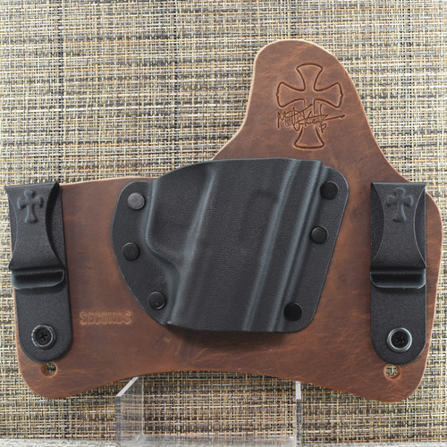 24124 CrossBreed® SuperTuck for SIG P365 X MACRO . Right Hand . Founders Leather . Combat Cut