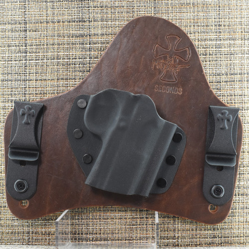 24151 CrossBreed® SuperTuck for 1911 with RAIL . Right Hand . Founders Leather . Optic Cut