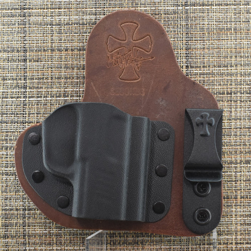 24243 CrossBreed® Appendix Carry for SIG P365 SERIES (all except X Macro) . Right Hand . Founders Leather