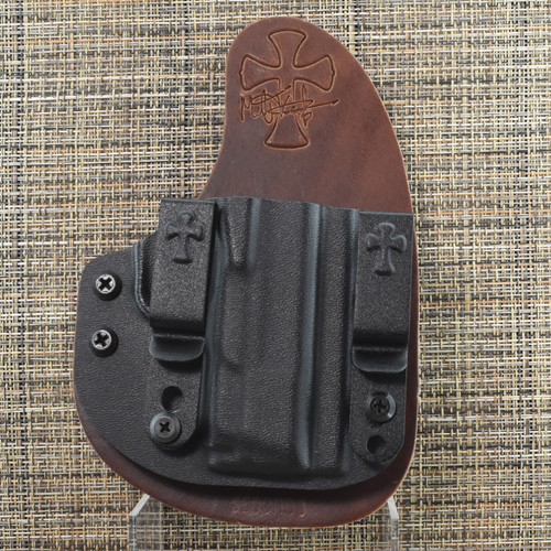 24270 CrossBreed® Reckoning for SMITH & WESSON CSX . Right Hand . Founders Leather