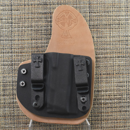 24270 CrossBreed® Reckoning for SMITH & WESSON CSX . Right Hand . Horse