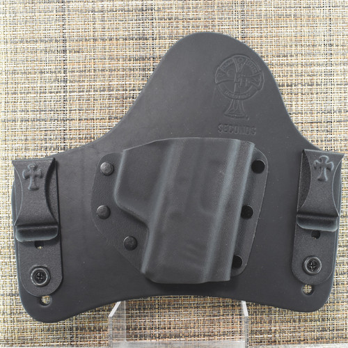 25196 CrossBreed® SuperTuck for HK CC9 . Right Hand . Black Cow