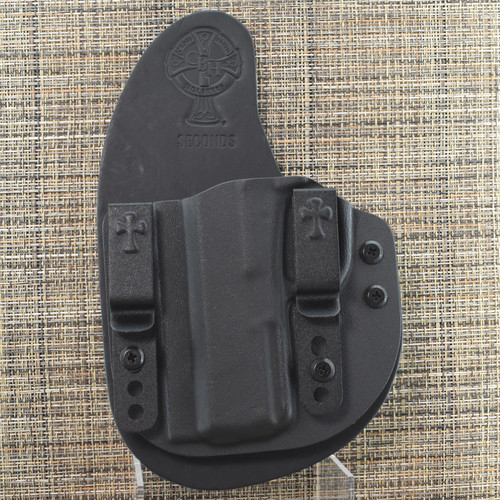 25446 CrossBreed® Reckoning for MOSSBERG MC2C . Left Hand . Black Cow . Optic Cut