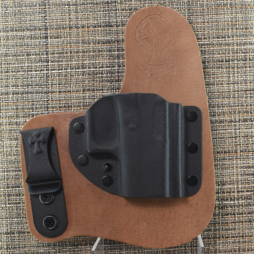 25448 CrossBreed® Freedom Carry for GLOCK 43 / 43x / 48 . Right Hand . Horse . Optic Cut