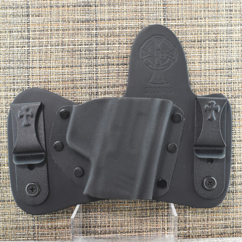 25503 CrossBreed® MiniTuck for HK CC9 . Right Hand . Black Cow