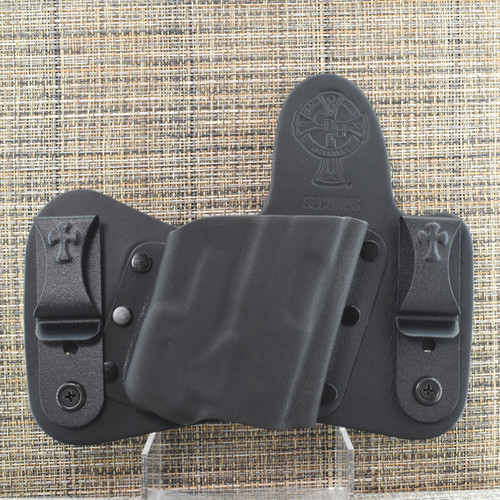 25504 CrossBreed® MiniTuck for SIG P365 SERIES (all except X Macro) with STREAMLIGHT TLR-6 . Right Hand . Black Cow