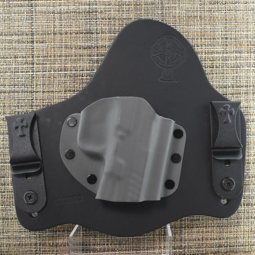 25530 CrossBreed® IWB Carry Package for RUGER RXM . Right Hand . Black Cow . Sniper Grey Pockets
