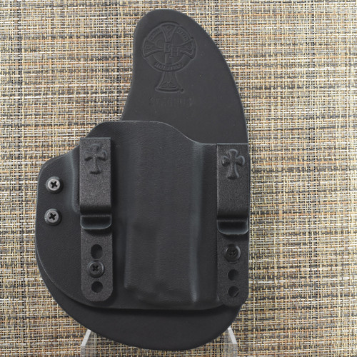 25582 CrossBreed® Reckoning for SMITH & WESSON SHIELD X . Right Hand . Black Cow . Optic Cut