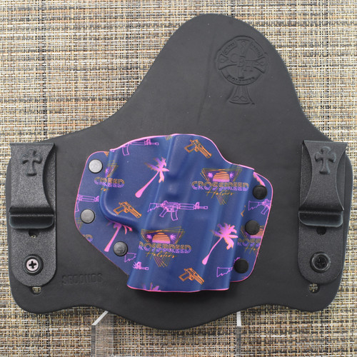 26024 CrossBreed® SuperTuck for CANIK TP9 SERIES . Right Hand . Black Cow . Optic Cut . 80's Vibe Pocket