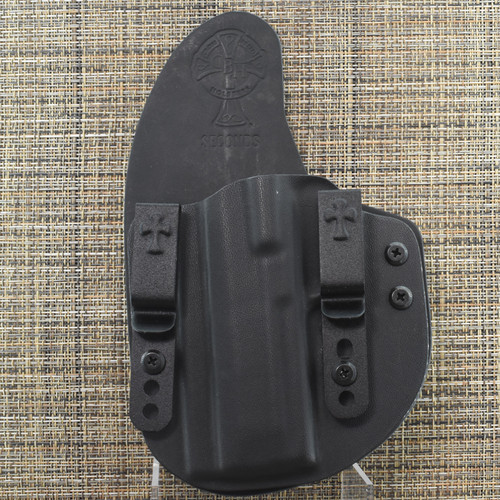 26038 CrossBreed® Reckoning for SIG P365 FUSE . Left Hand . Black Cow