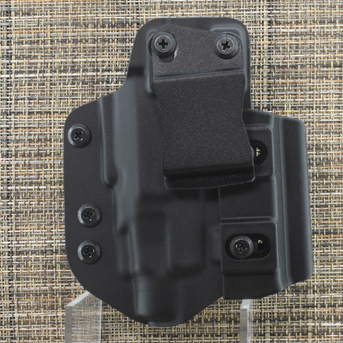 26073 CrossBreed® LightGuard Subcompact Pistols with STREAMLIGHT TLR-8 . Optic Cut