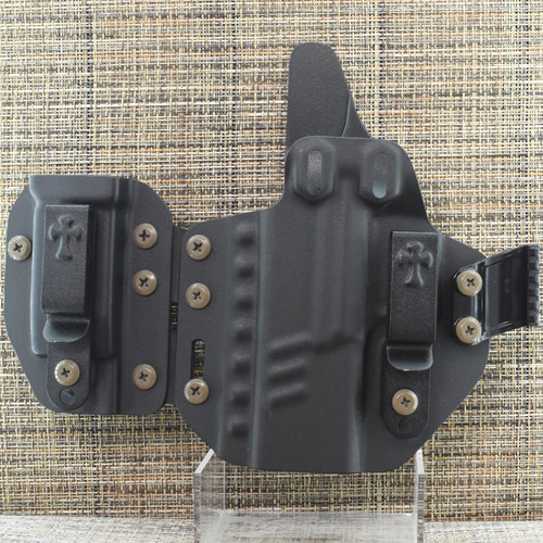 26080 CrossBreed® Rogue System for SPRINGFIELD ECHELON SERIES . Left Hand . Optic Cut . Black Kydex . Flat Dark Earth Hardware