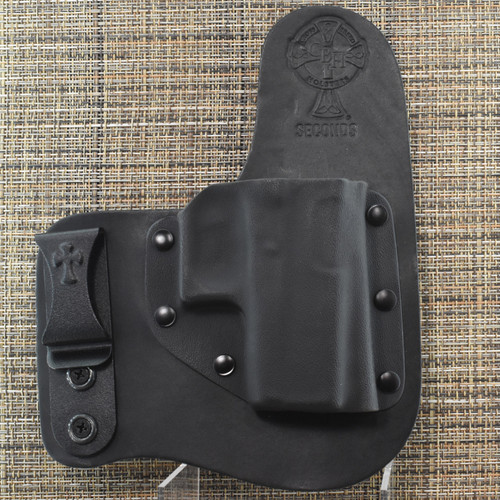14801 CrossBreed® Freedom Carry for GLOCK 43/43x . Right Hand . Black Cow