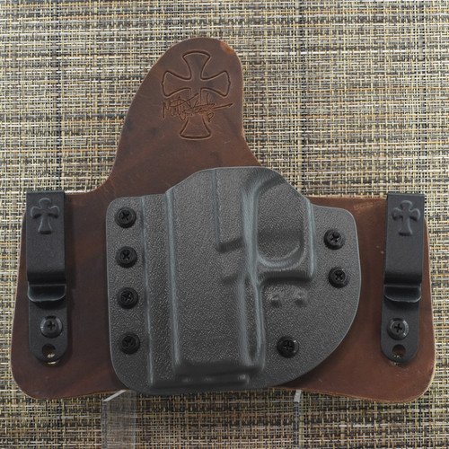 26141 CrossBreed® Hybrid MT2 for GLOCK 43mos/43xmos . Left Hand . Founders Leather . Sniper Grey Pocket . Optic Cut