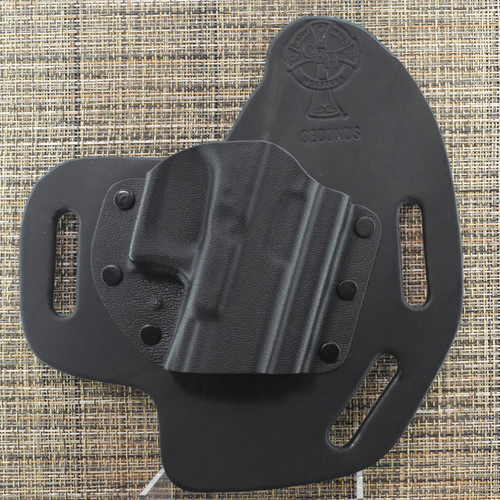 26183 CrossBreed® SuperSlide for GLOCK 17/19 . Right Hand . Black Cow . Combat and Optic Cut