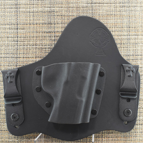26213 CrossBreed® SuperTuck for RUGER P95 SERIES with rail . Right Hand . Black Cow